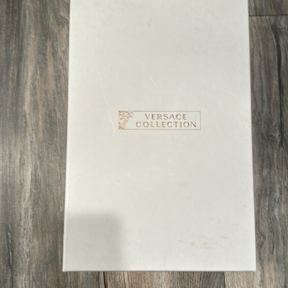 Versace shoes size 10 - Picture 10 of 11